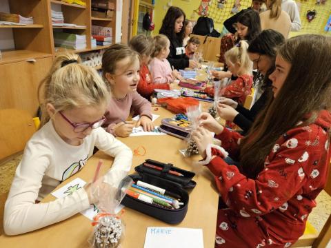 Vánoční besídka s deváťáky  1. C + 9. C