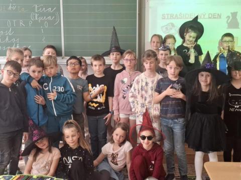 Čarodějnický den ve 2.A