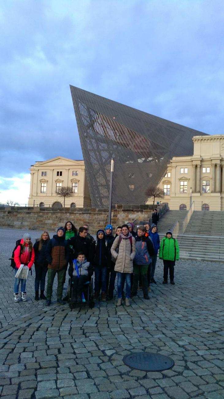 Mit der 9. Klasse nach Dresden! - 9.AB (12. - 13. 12. 2017)