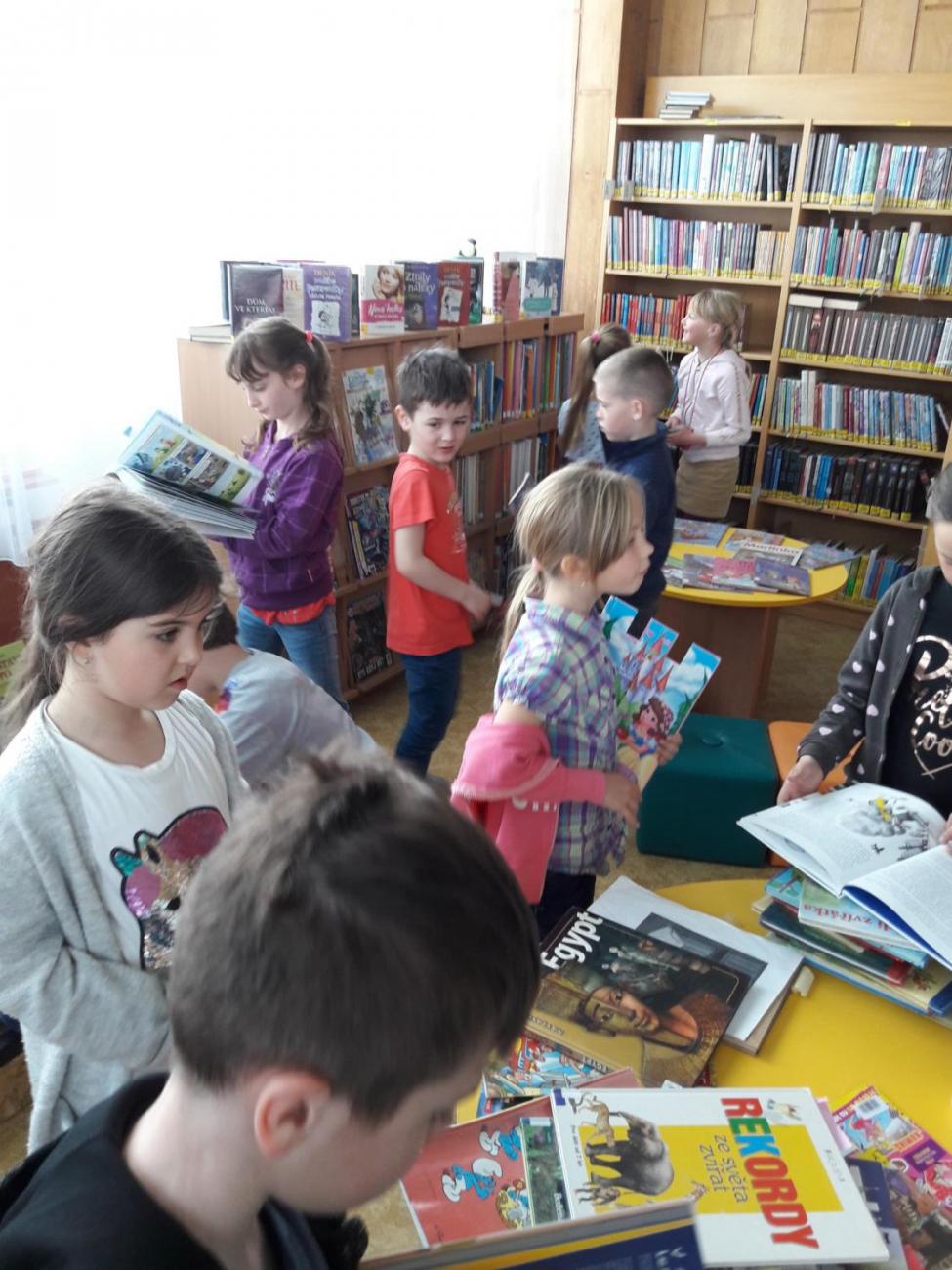 Návštěva knihovny (1. ročník)