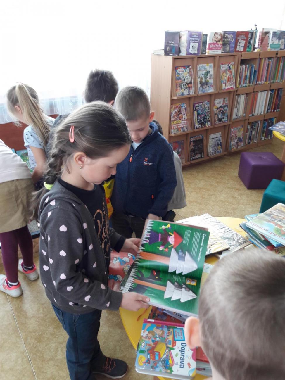 Návštěva knihovny (1. ročník)