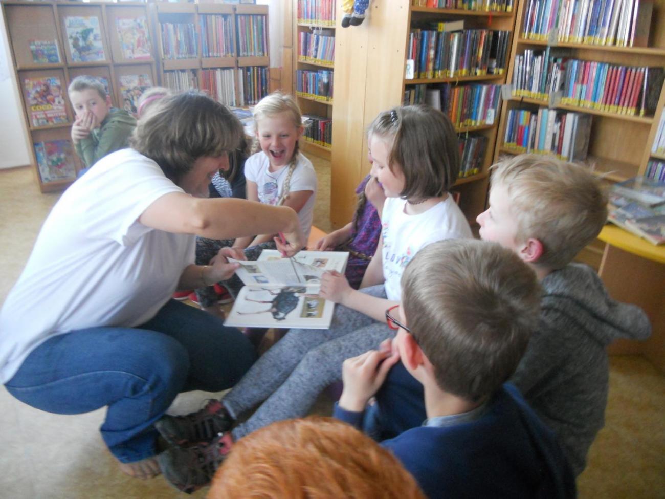 Návštěva knihovny (1. ročník)