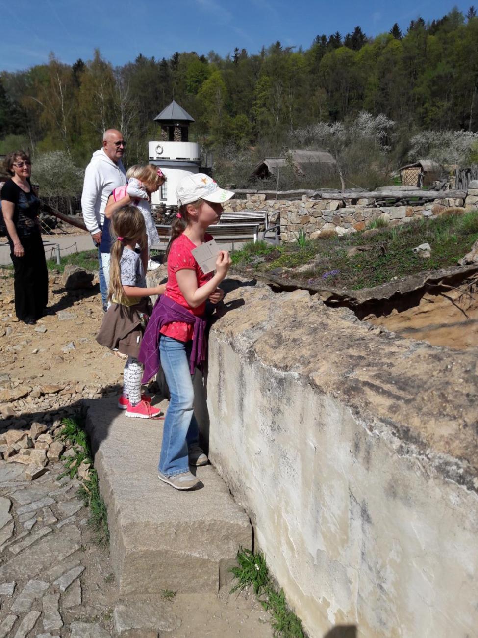 ZOO Jihlava - MAZLÍČCI (1.C)