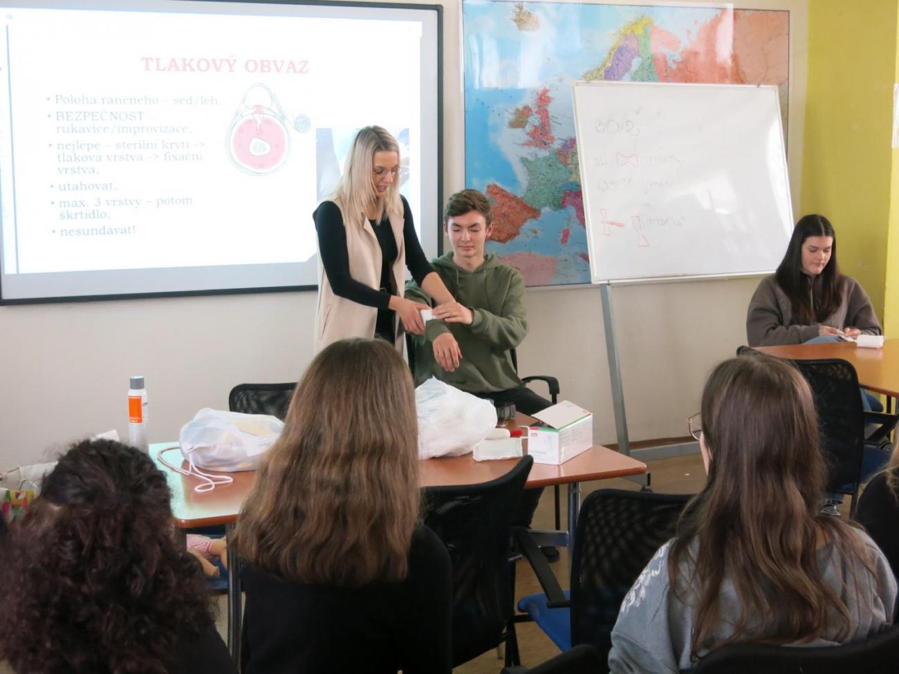 První pomoc do škol  8. ročník