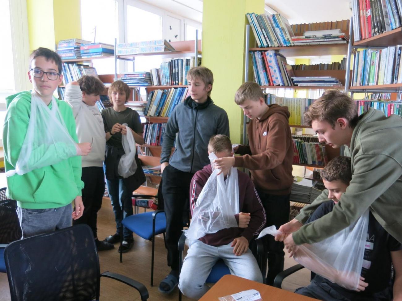 První pomoc do škol  8. ročník