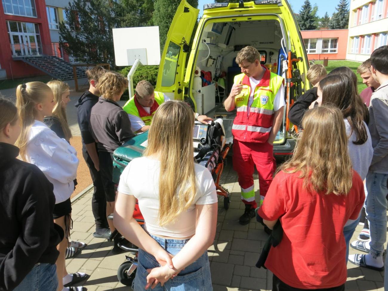 První pomoc do škol  8. ročník