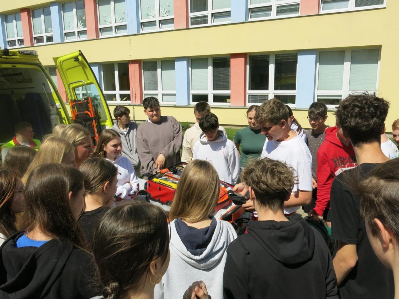 První pomoc do škol  8. ročník