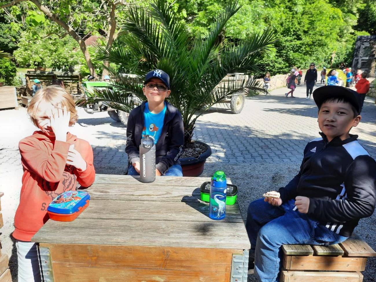 Návštěva ZOO - turistický den  2.B