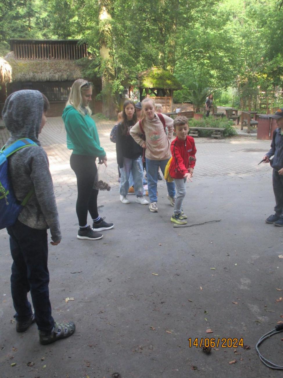 ZOO - Les žije  4. ročník