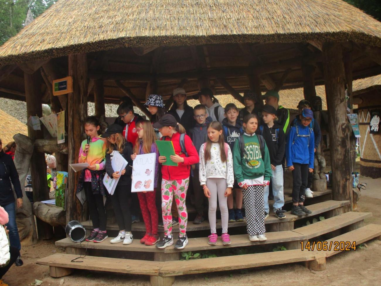 ZOO - Les žije  4. ročník