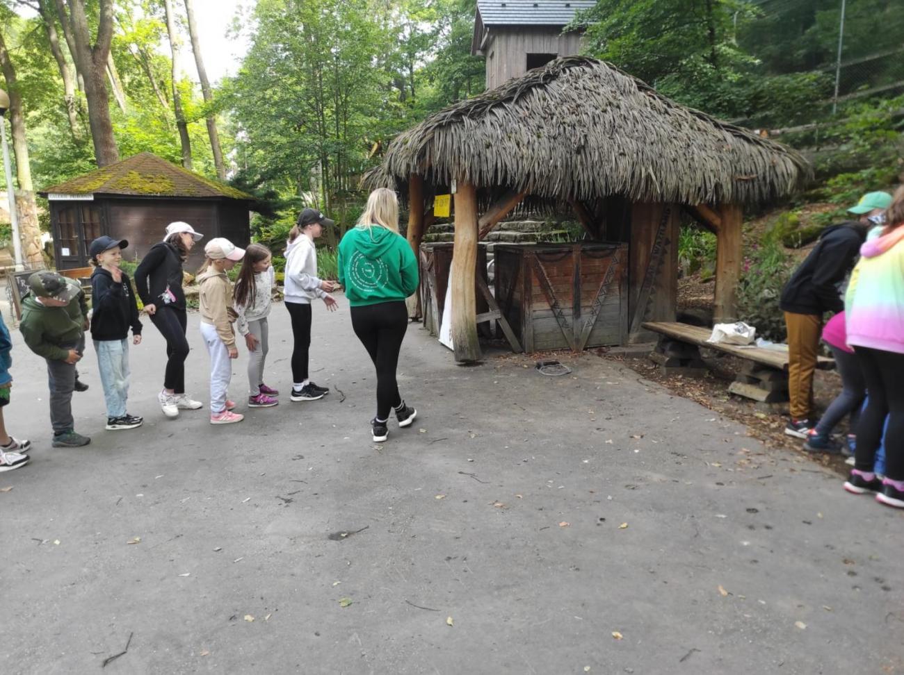 ZOO - Les žije  4. ročník