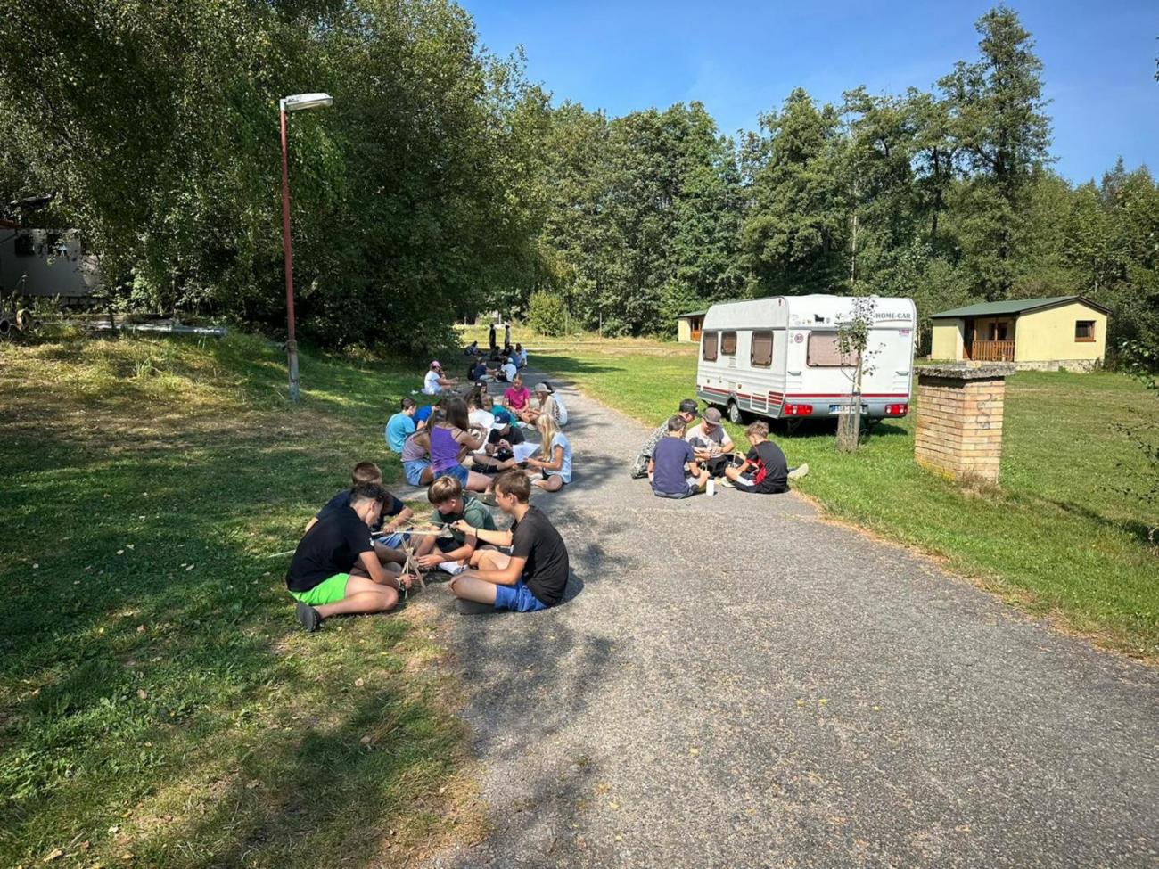 Zápis z výjezdu osmáků…