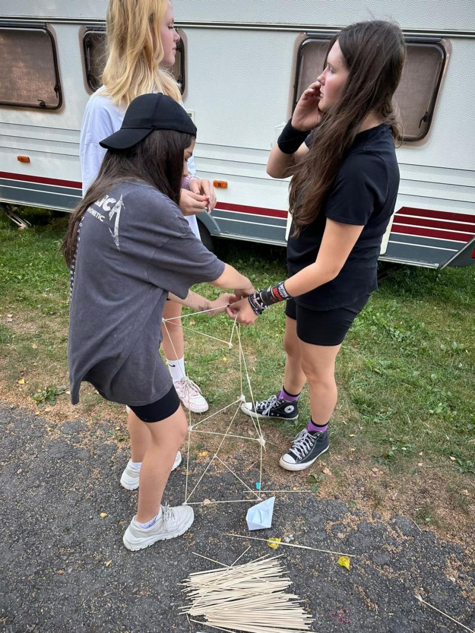 Zápis z výjezdu osmáků…