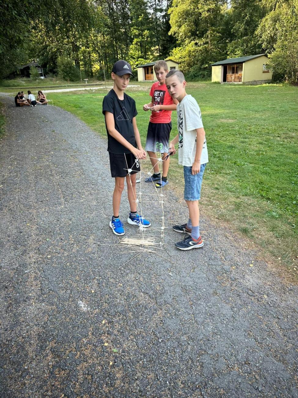 Zápis z výjezdu osmáků…