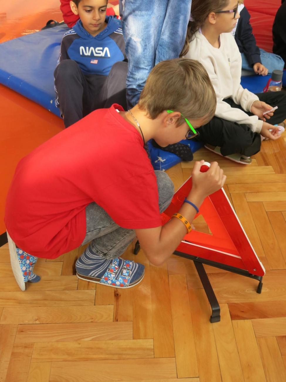 Dětství bez úrazu  4. ročník