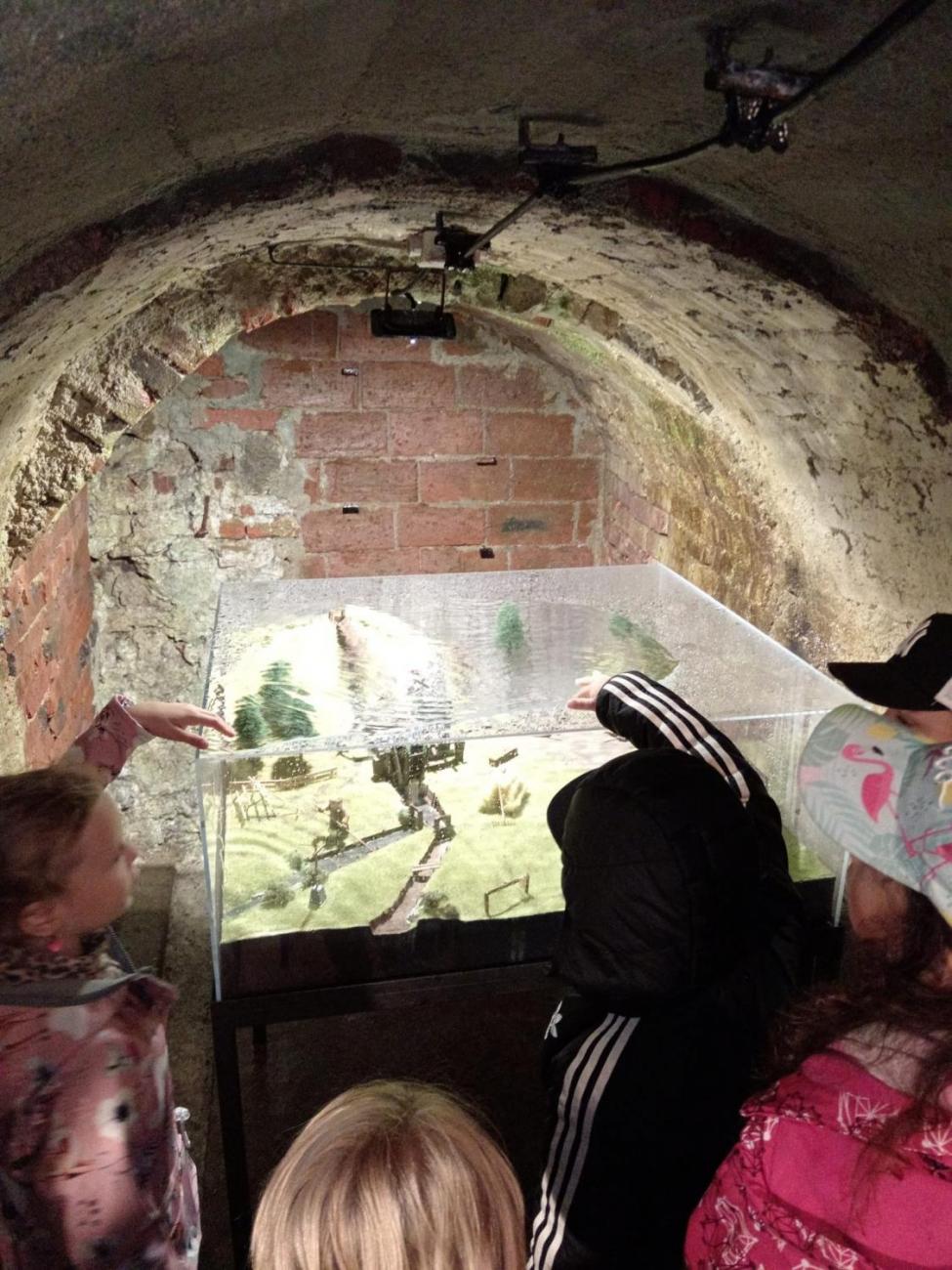 Návštěva jihlavského podzemí 3.B