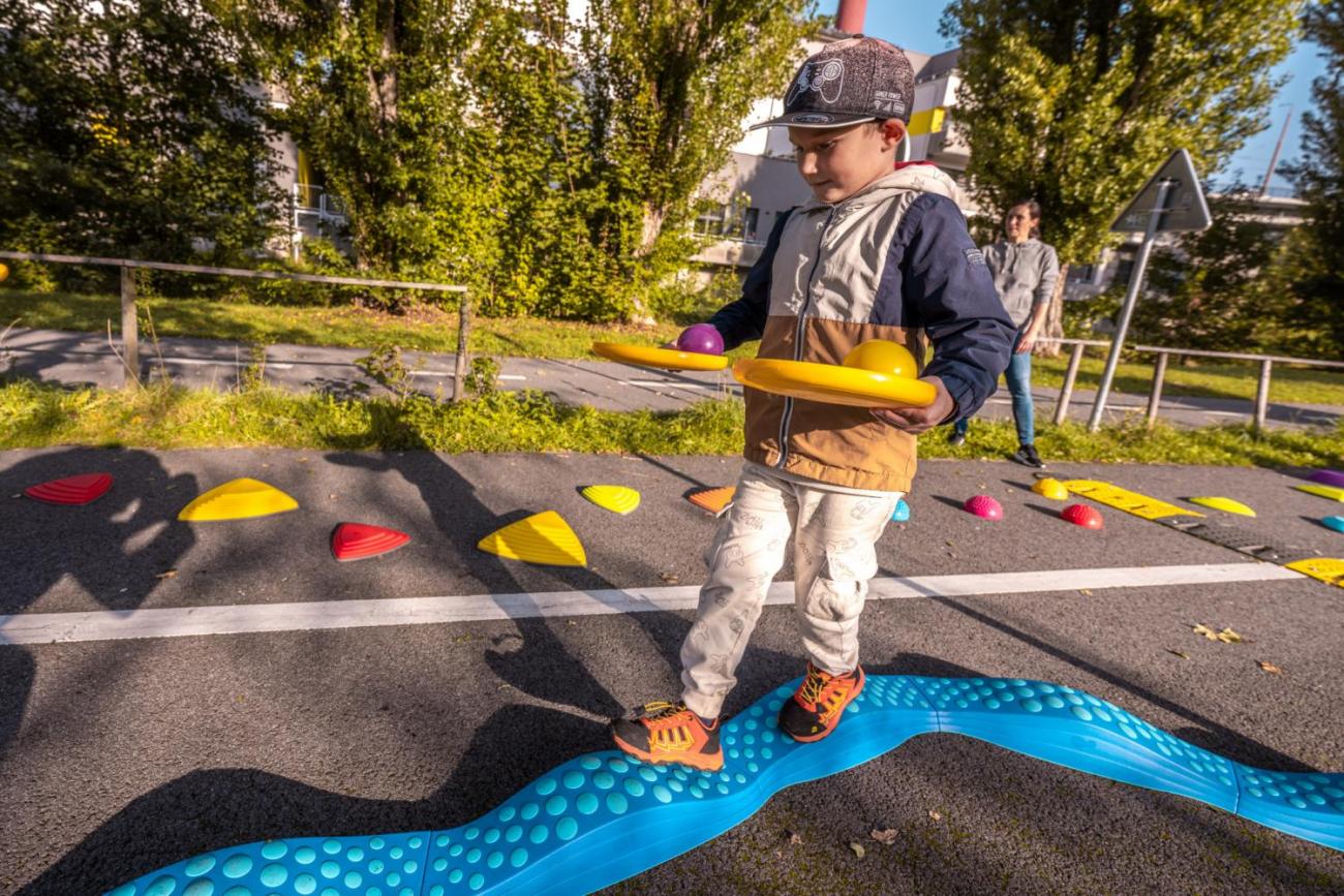 Dětský den na dopravním hřišti, 1. ročníky s 5.B