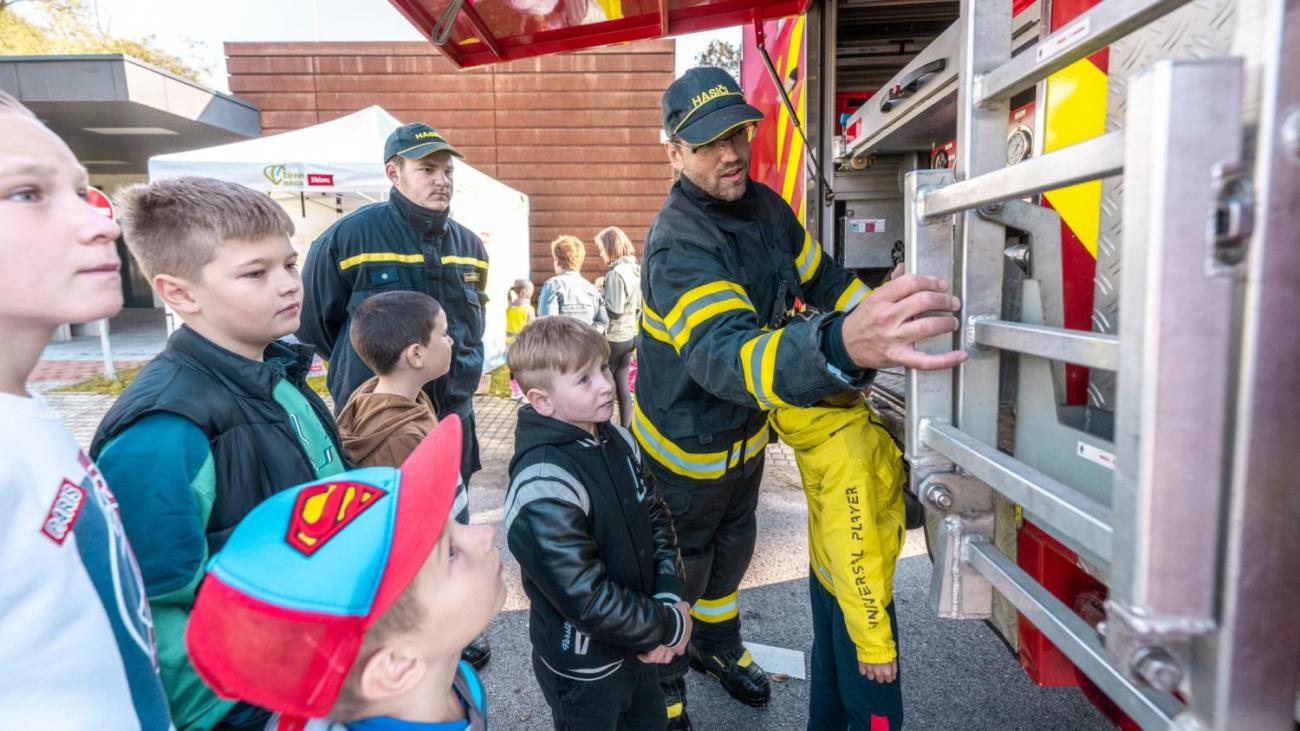 Dětský den na dopravním hřišti, 1. ročníky s 5.B