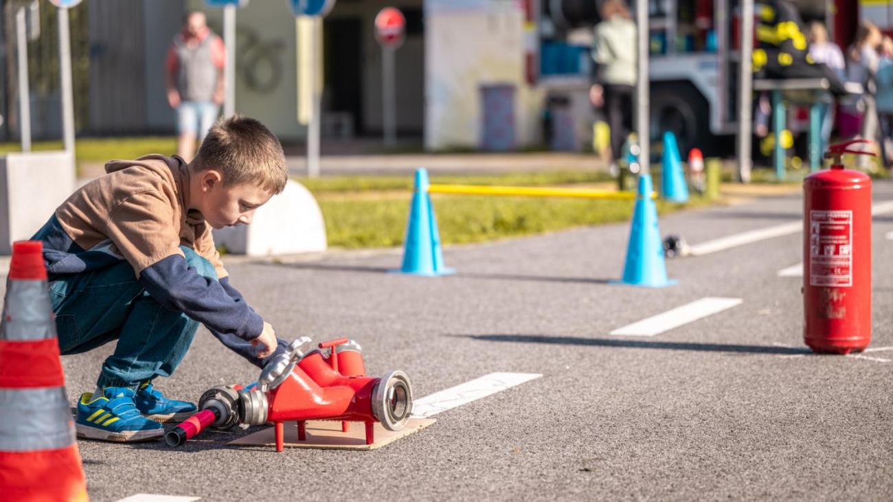 Dětský den na dopravním hřišti, 1. ročníky s 5.B