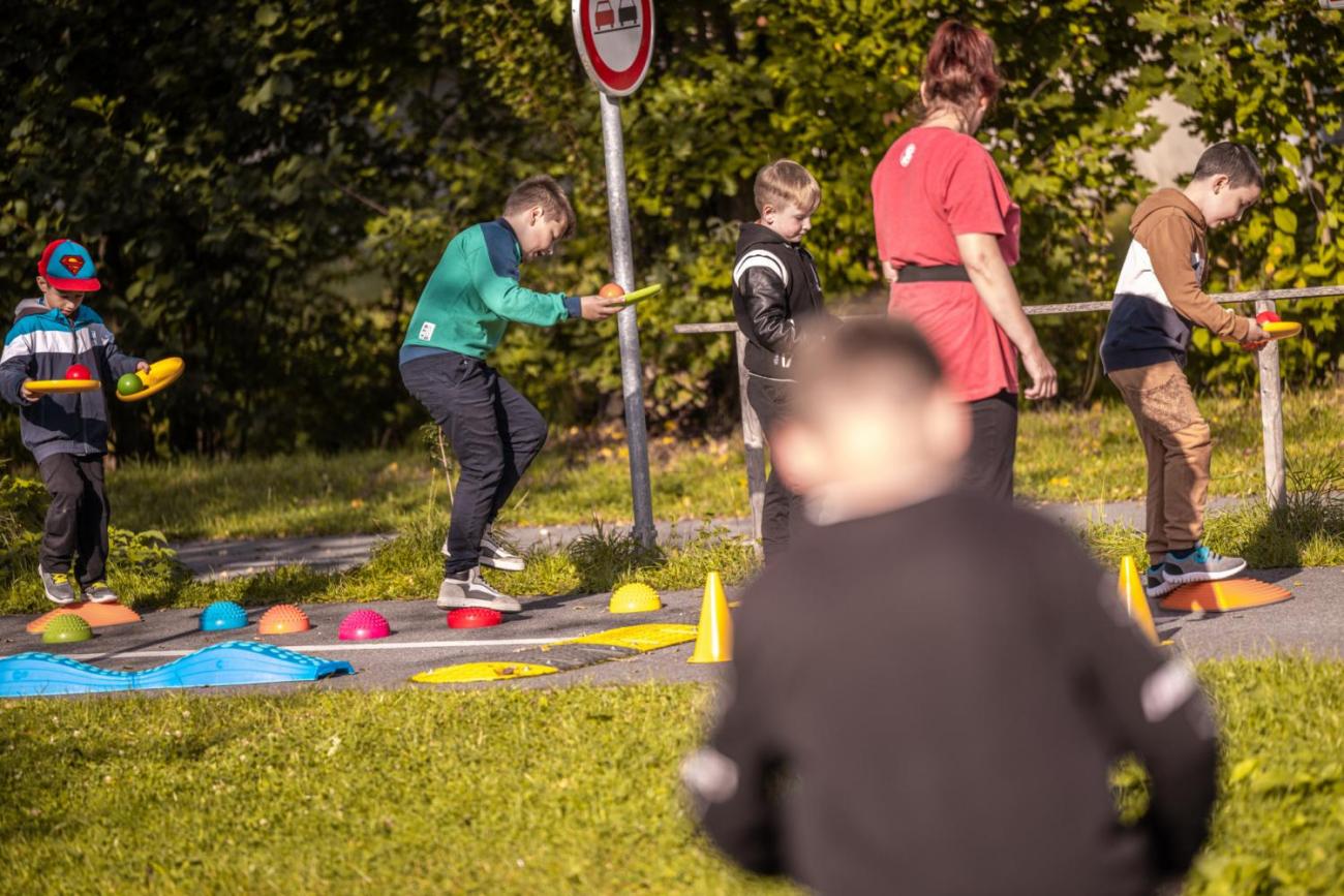 Dětský den na dopravním hřišti, 1. ročníky s 5.B