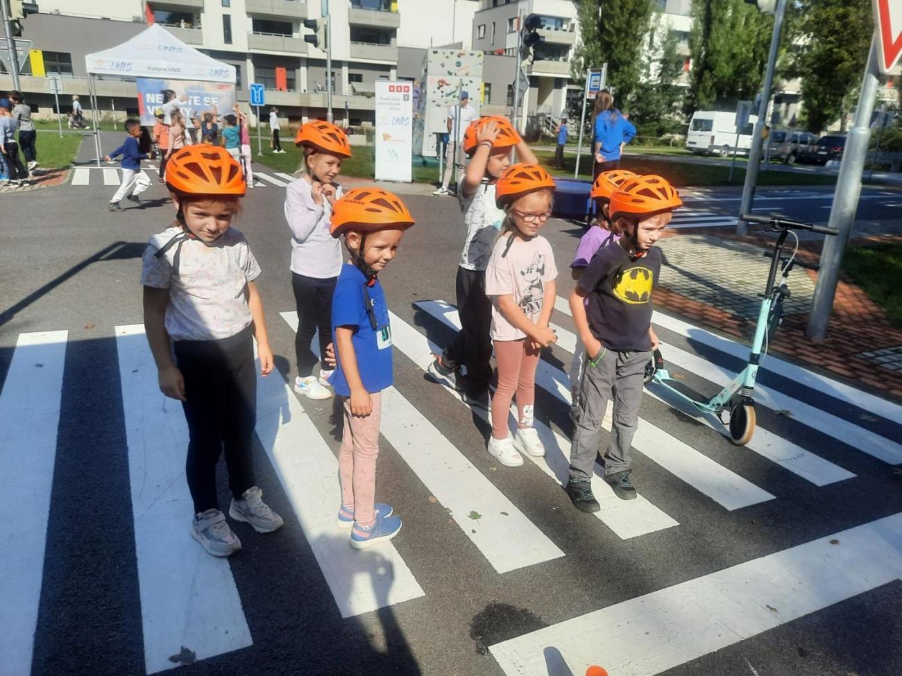 Dětský den na dopravním hřišti, 1. ročníky s 5.B