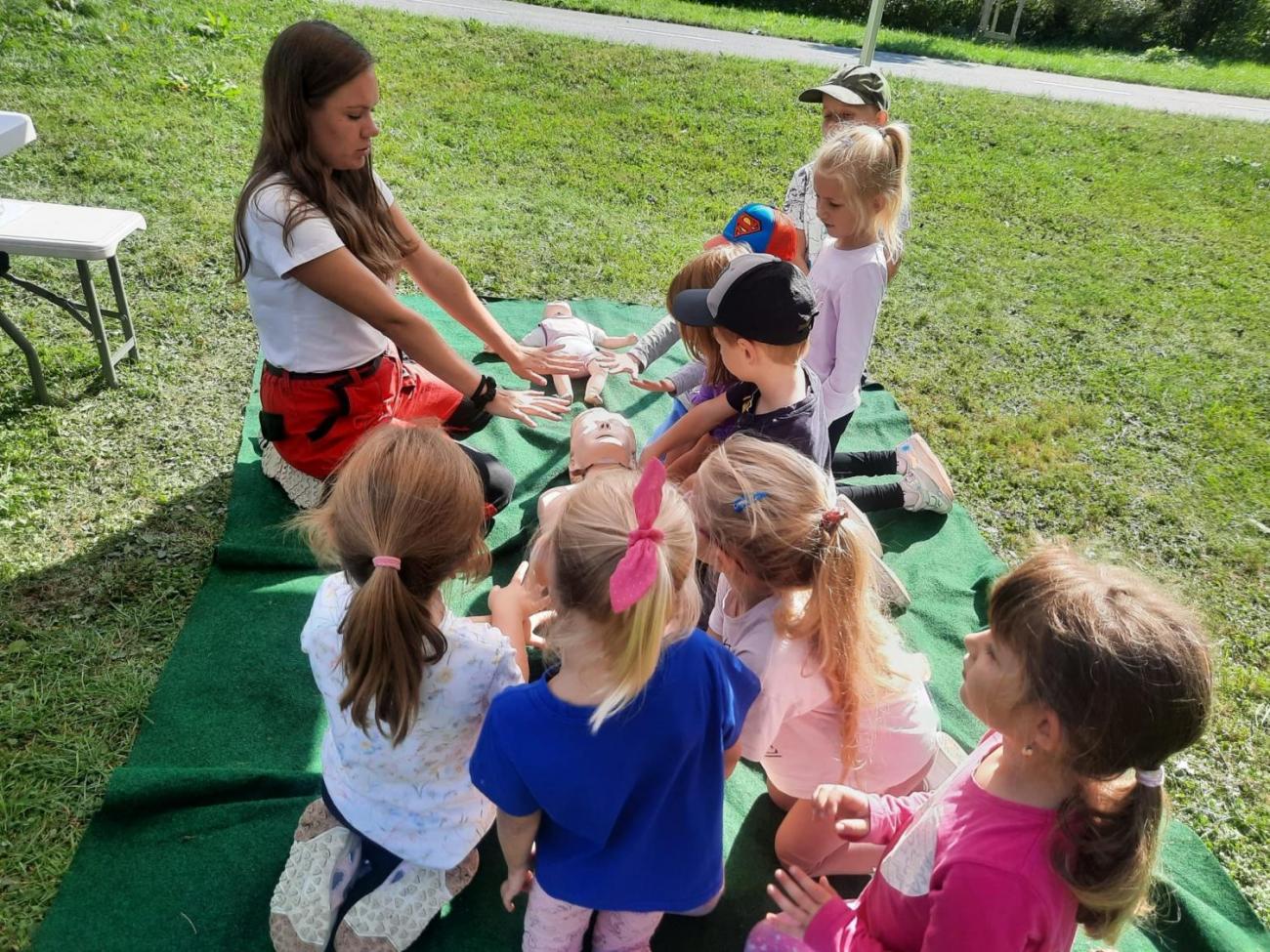 Dětský den na dopravním hřišti, 1. ročníky s 5.B