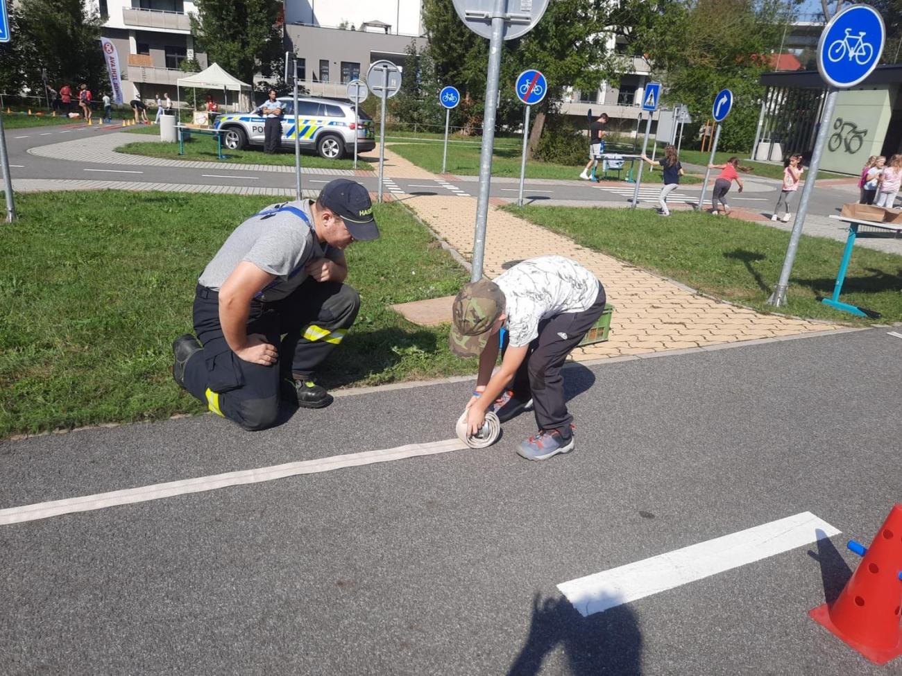 Dětský den na dopravním hřišti, 1. ročníky s 5.B