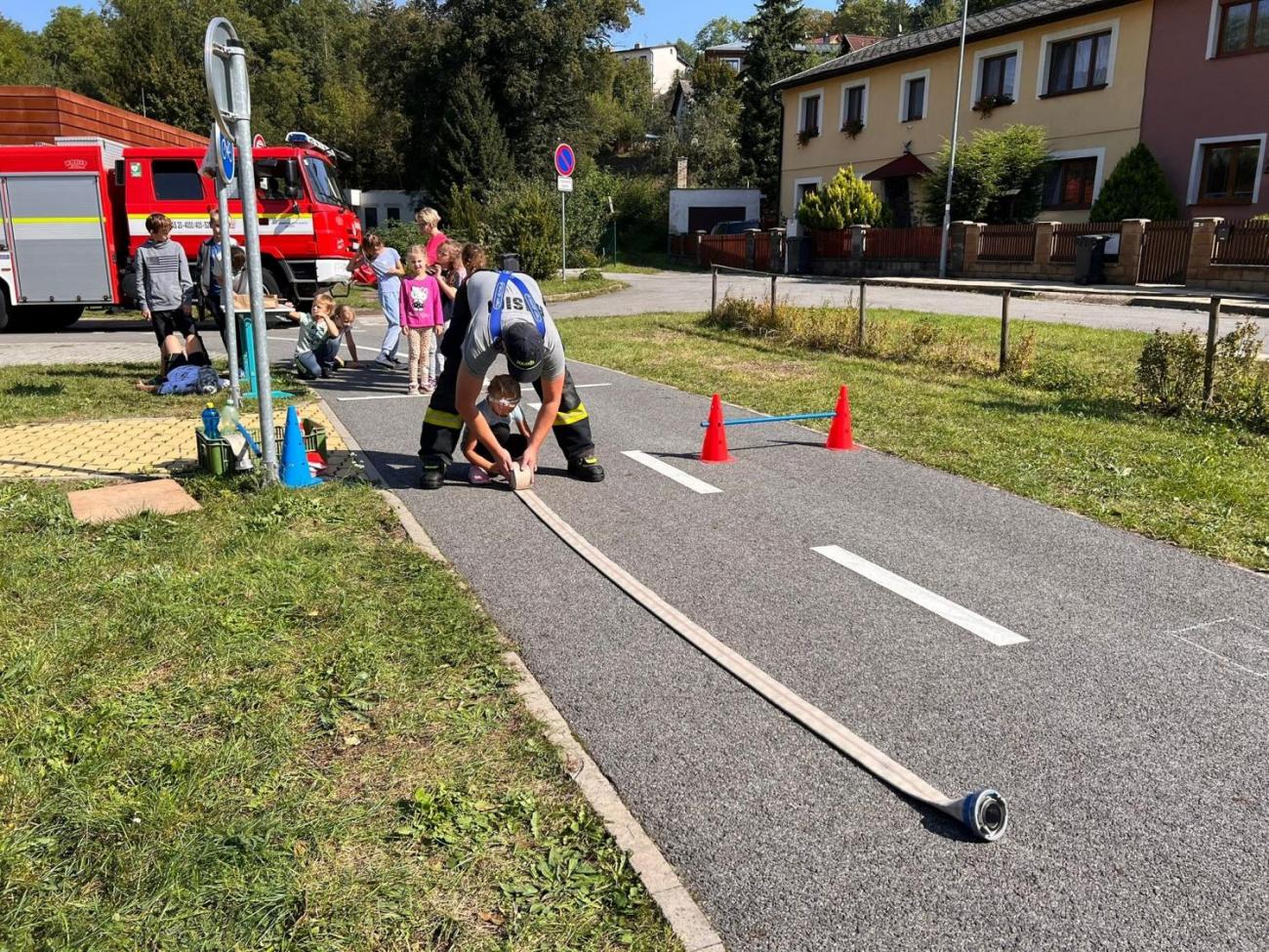 Dětský den na dopravním hřišti, 1. ročníky s 5.B