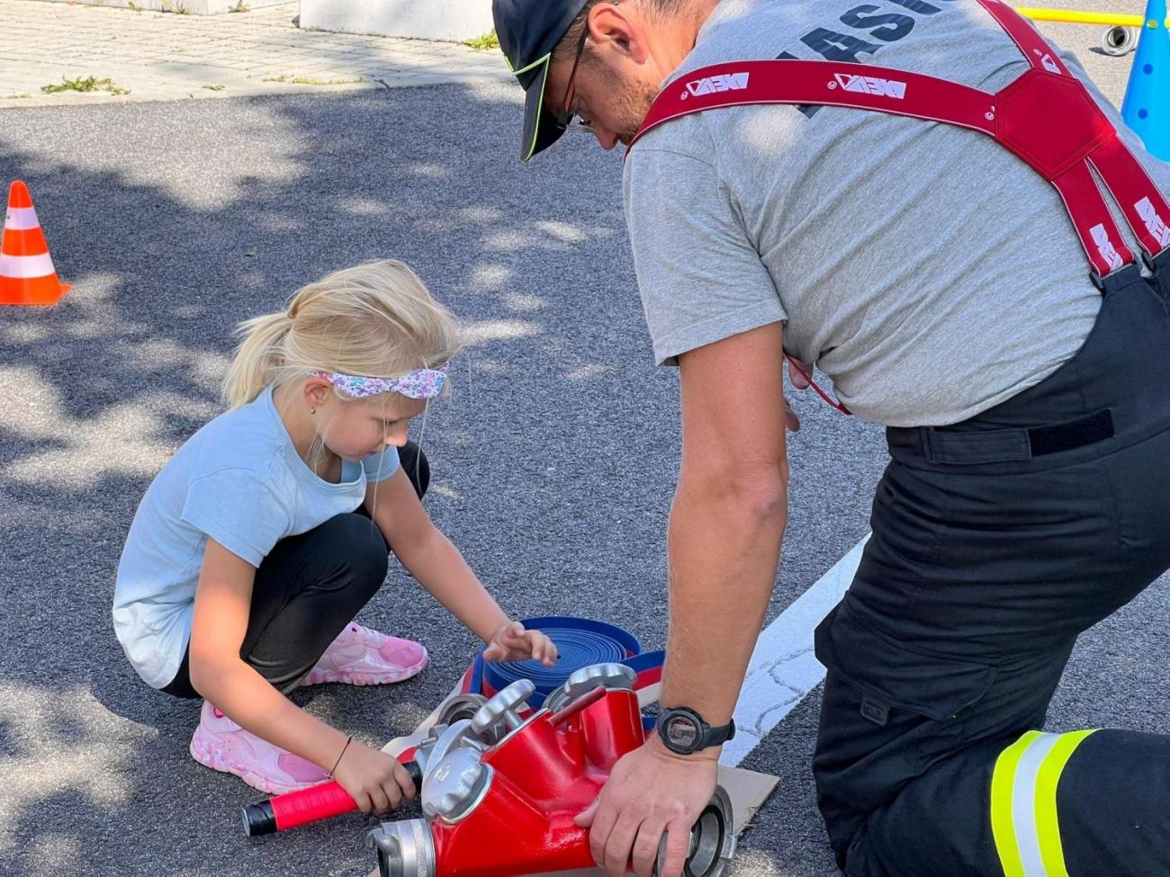 Dětský den na dopravním hřišti, 1. ročníky s 5.B