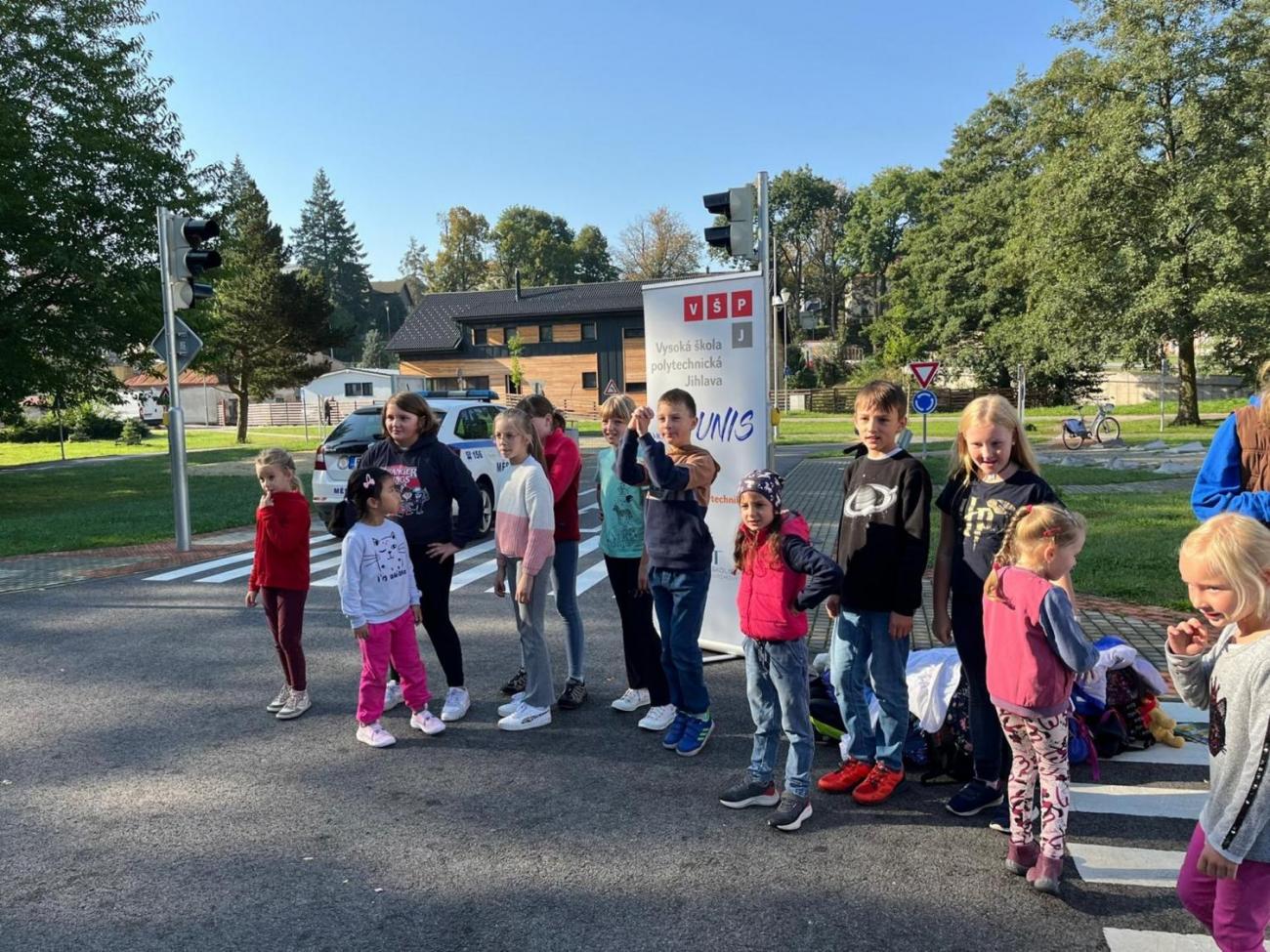 Dětský den na dopravním hřišti, 1. ročníky s 5.B