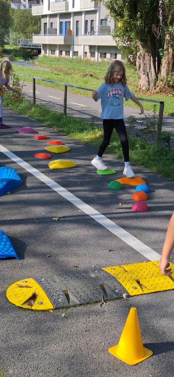 Dětský den na dopravním hřišti, 1. ročníky s 5.B