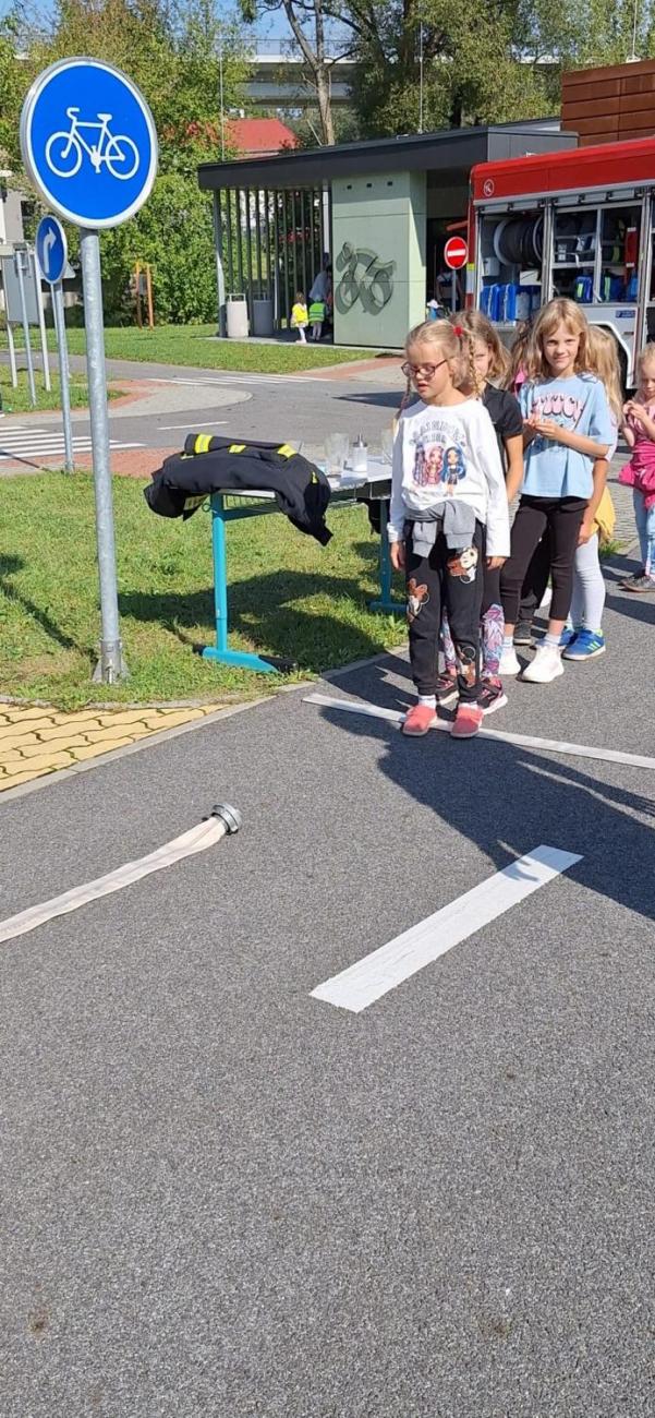 Dětský den na dopravním hřišti, 1. ročníky s 5.B
