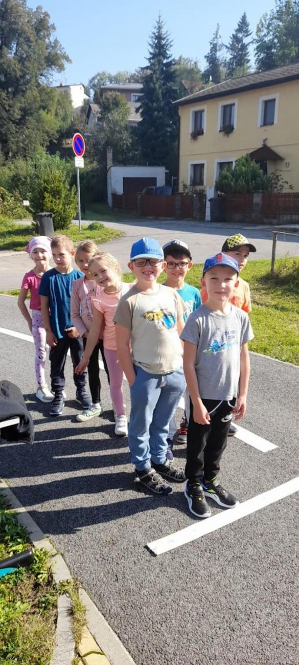Dětský den na dopravním hřišti, 1. ročníky s 5.B