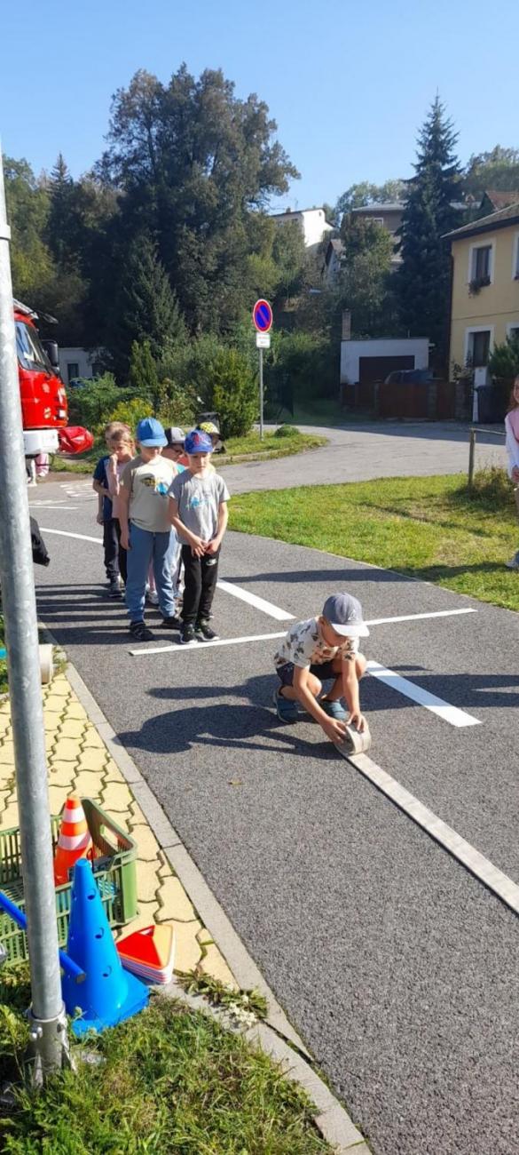 Dětský den na dopravním hřišti, 1. ročníky s 5.B
