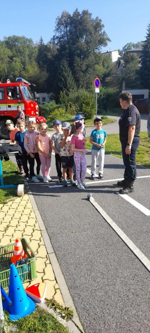 Dětský den na dopravním hřišti, 1. ročníky s 5.B