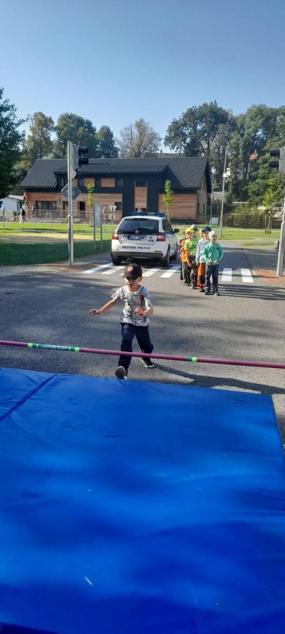 Dětský den na dopravním hřišti, 1. ročníky s 5.B