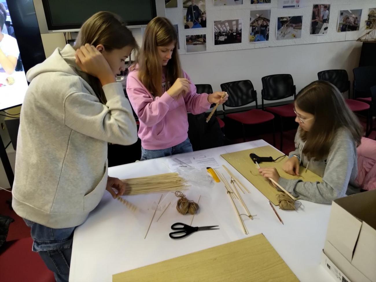 Stavíme mosty ze špejlí