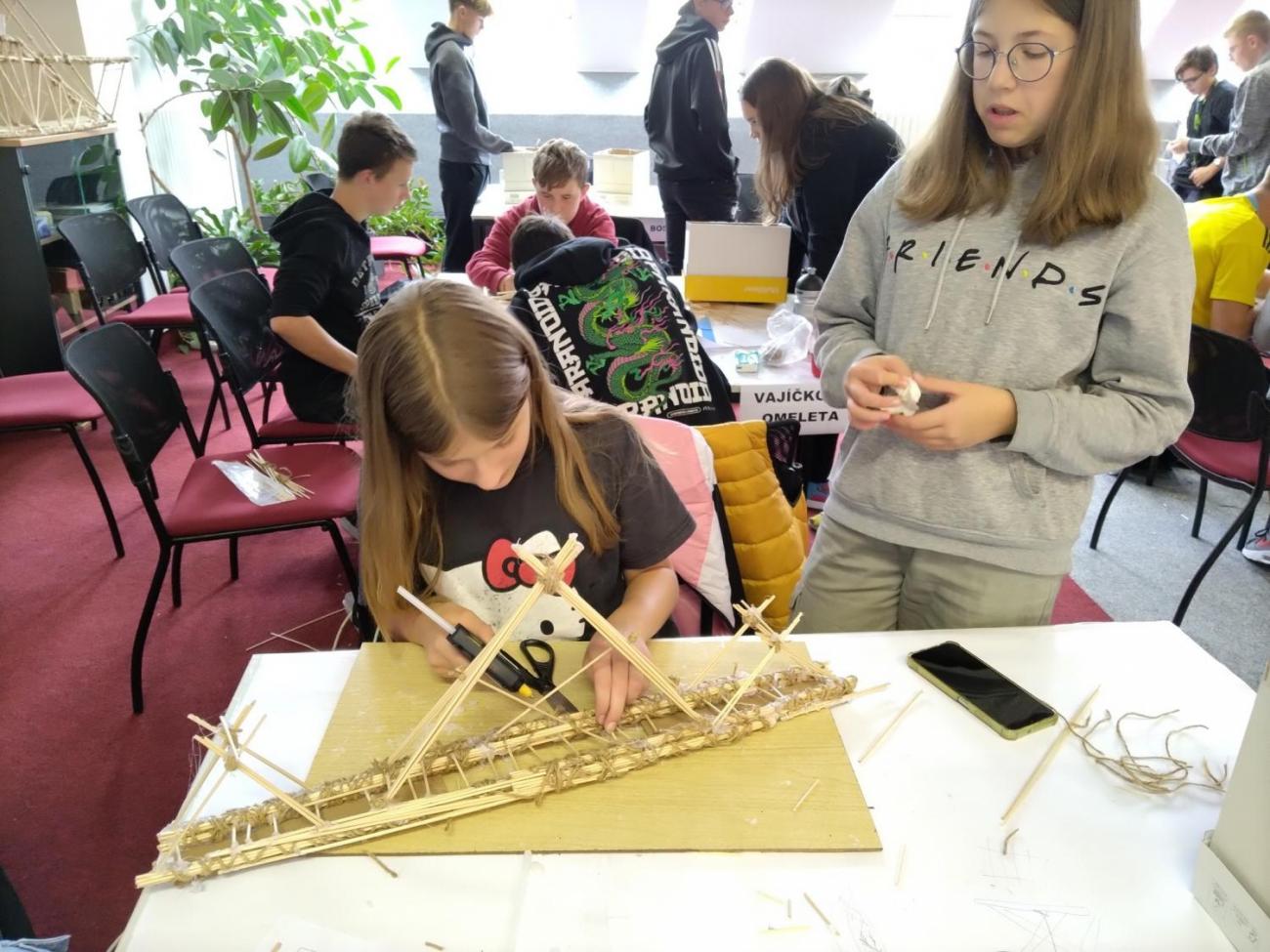 Stavíme mosty ze špejlí