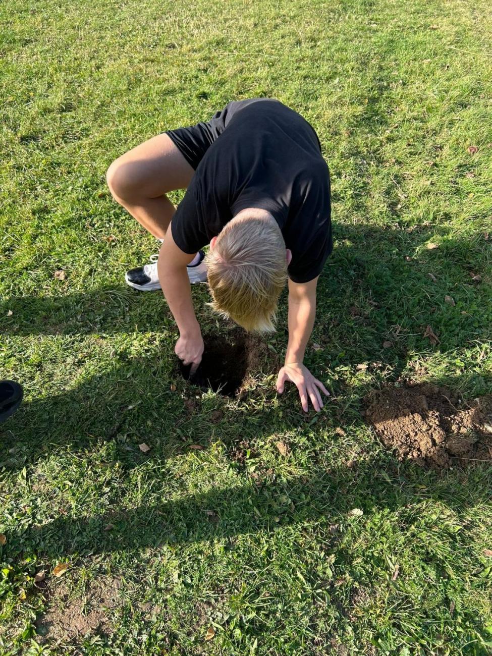 Sázení dubu z Osvětimi