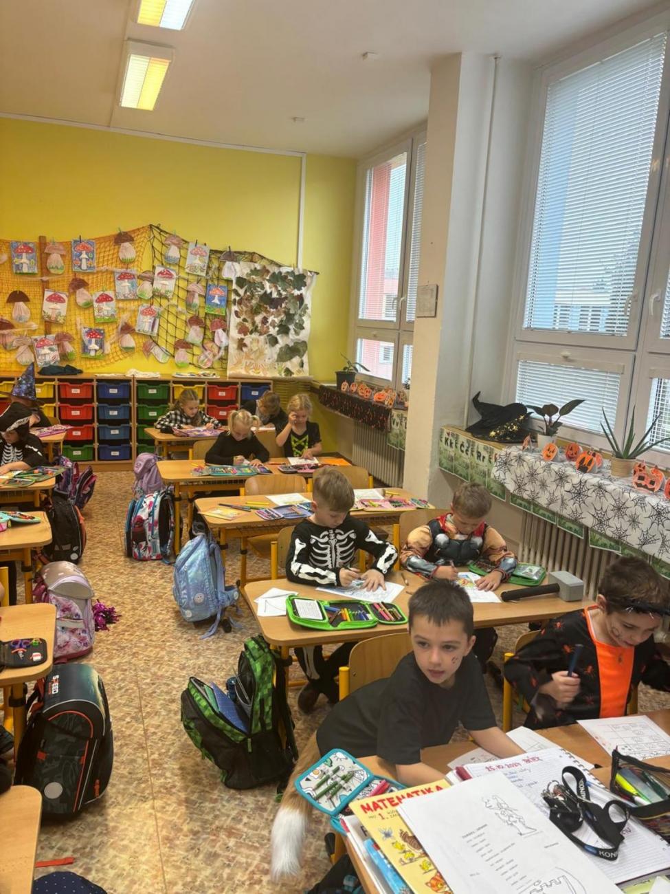 Slavíme Halloweena 1. a 9. ročník