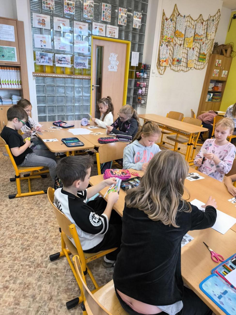 Veletrh zdraví - Jistota a bezpečí      2. ročníky