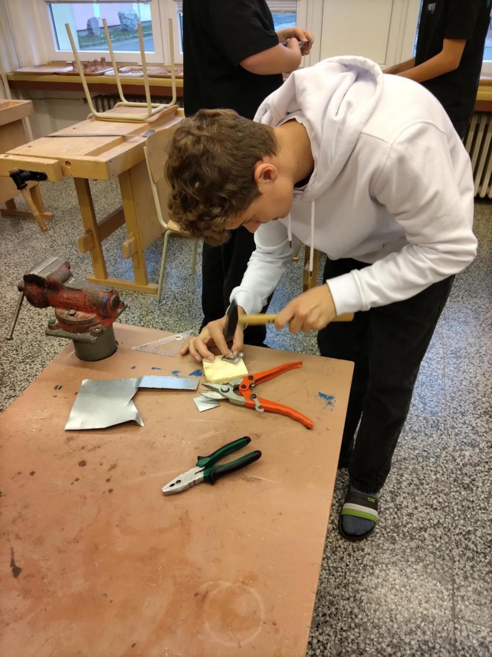 Práce  s dřevem, 9. ročník