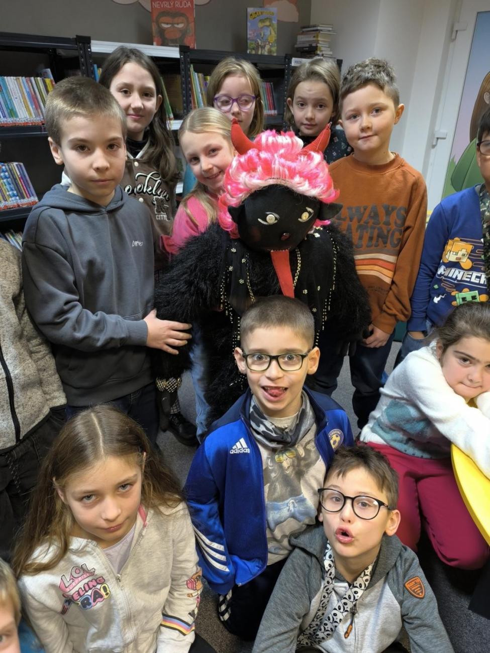 Knihovna - autorské čtení 2.A a 2.B