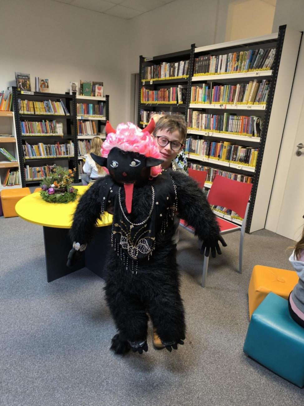 Knihovna - autorské čtení 2.A a 2.B