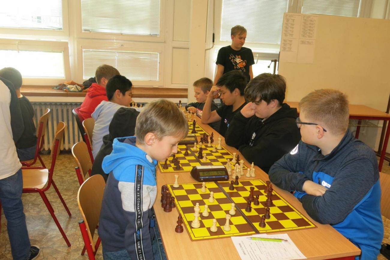 Okresní přebor školních týmů v šachu ve školním roce 2024/2025