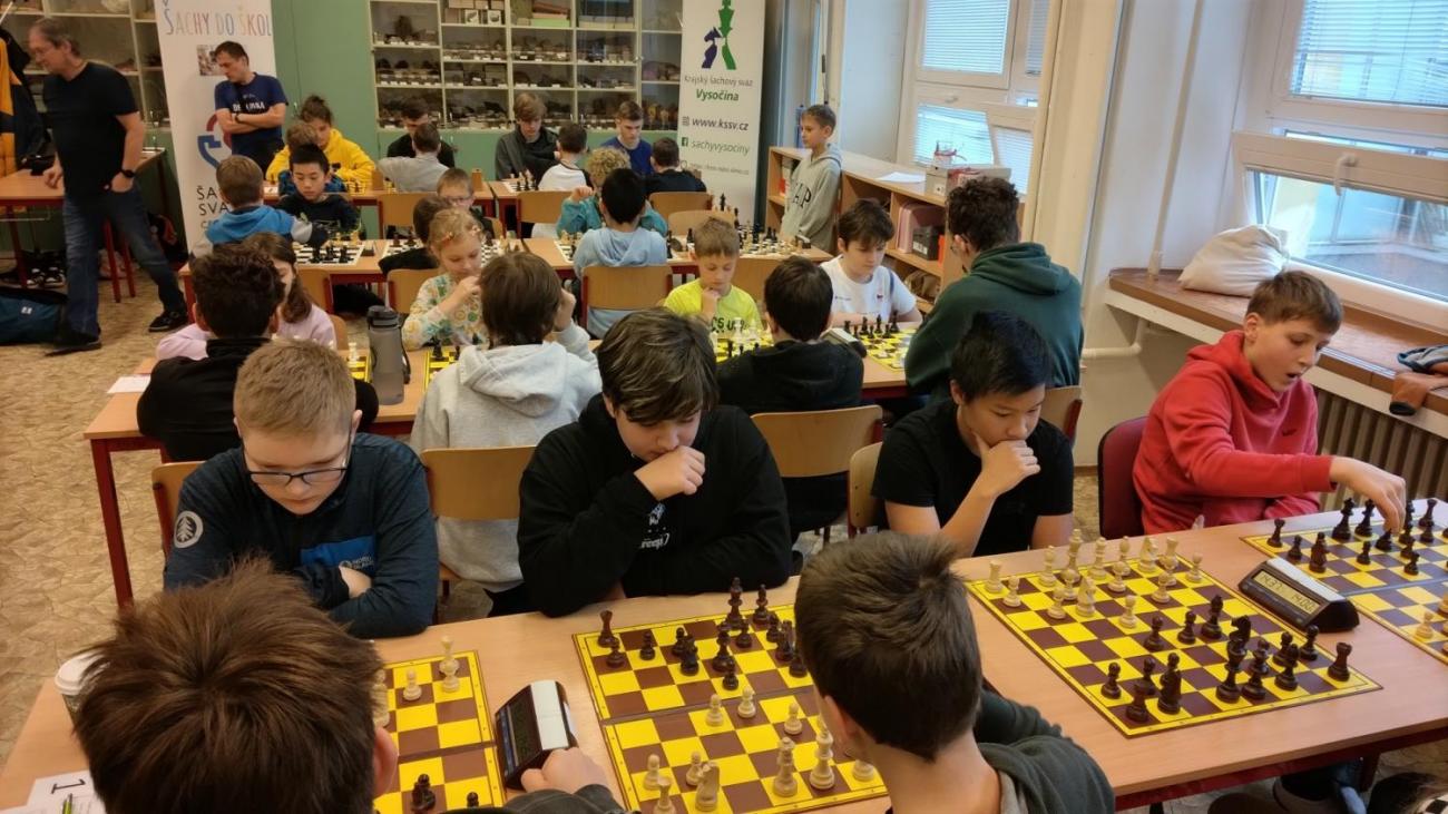Okresní přebor školních týmů v šachu ve školním roce 2024/2025