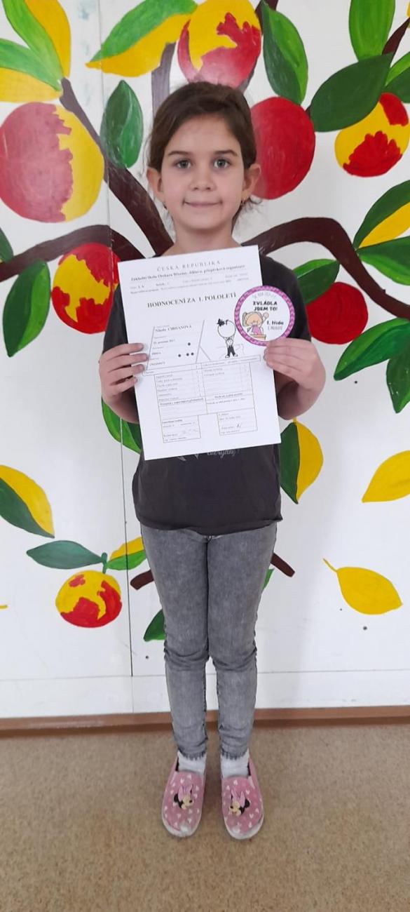 Pololetní vysvědčení prvňáčků - 1. A, B, C