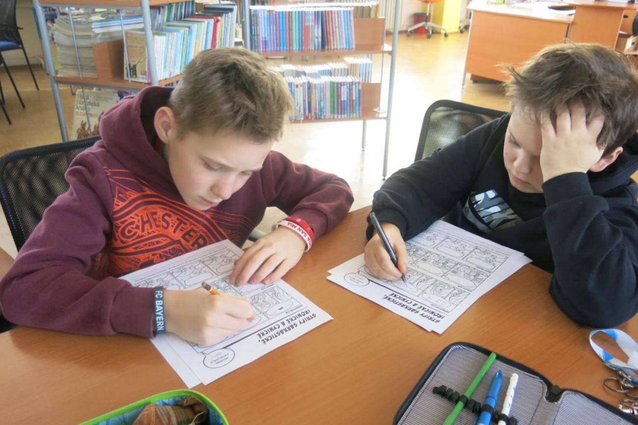 Beseda se spisovatelkou Klárou Smolíkovou – Mluvíme v bublinách