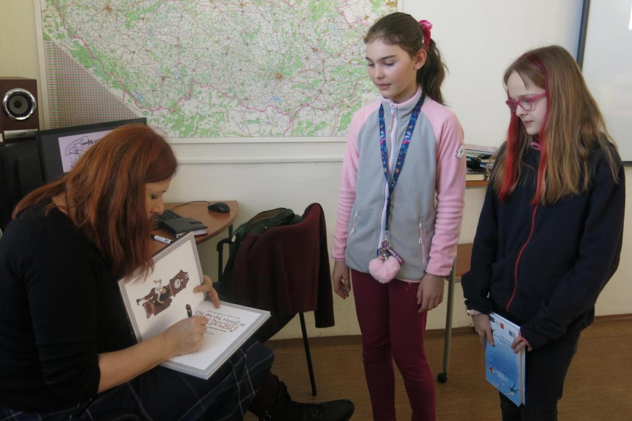 Beseda se spisovatelkou Klárou Smolíkovou – Mluvíme v bublinách