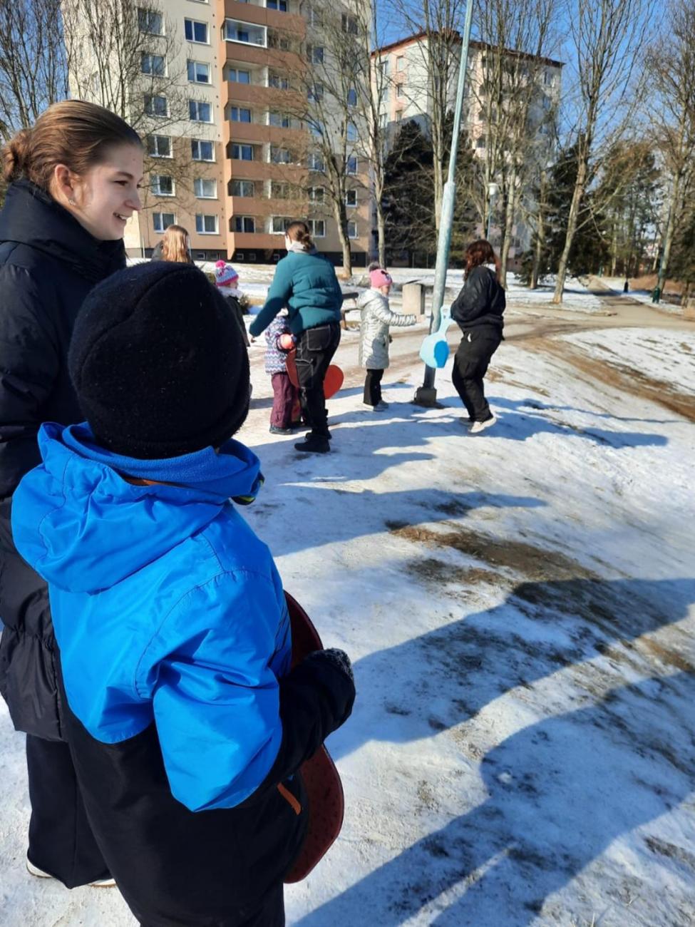 1.C – Sněhové radovánky s deváťáky